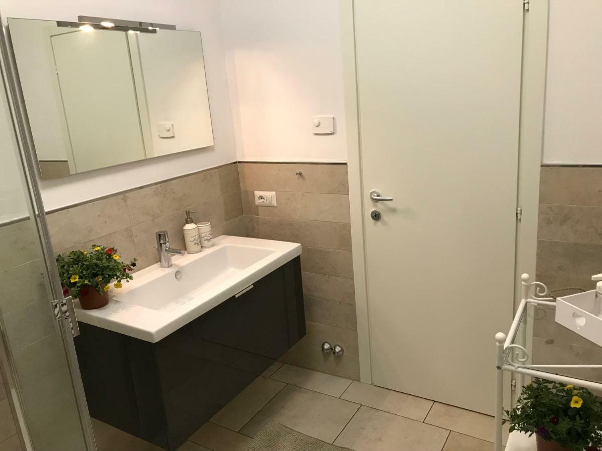 Appartamento Flowers House Arco Esterno foto