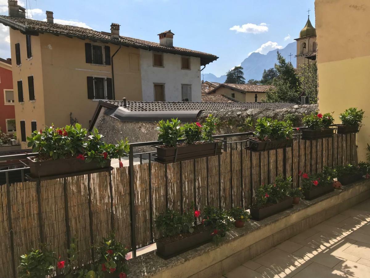 Appartamento Flowers House Arco Esterno foto