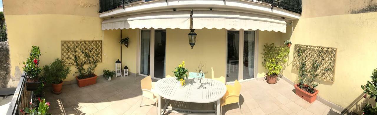 Appartamento Flowers House Arco Esterno foto